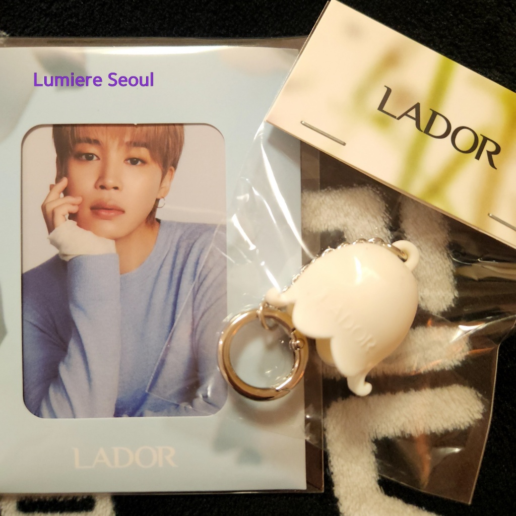 BTS Jimin  LADOR Collaboration Goods – Mini Photobook / พวงกุญแจ (อย่างเป็นทางการ / ปิดผนึก)