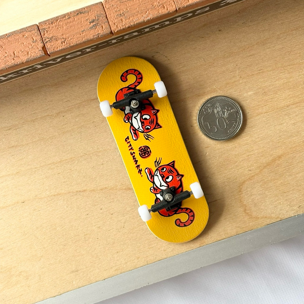 City Snake Tiger 32mm Fingerboard Complete