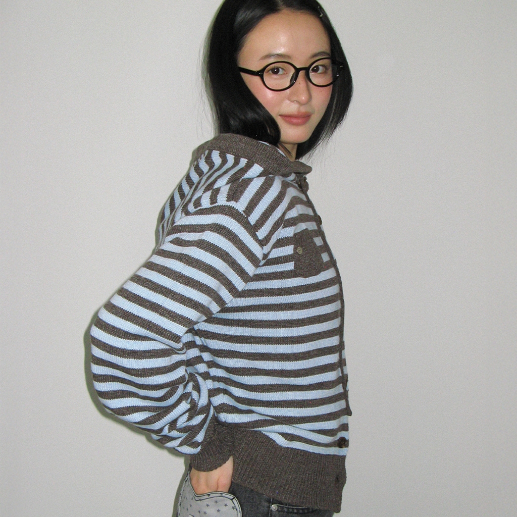 [RONRON] Mini Pocket Hooded Knit Cardigan  / 2colors ราคา ถูกที่สุด ดีลบีเคเค แกลเลอรีภาพที่ 2