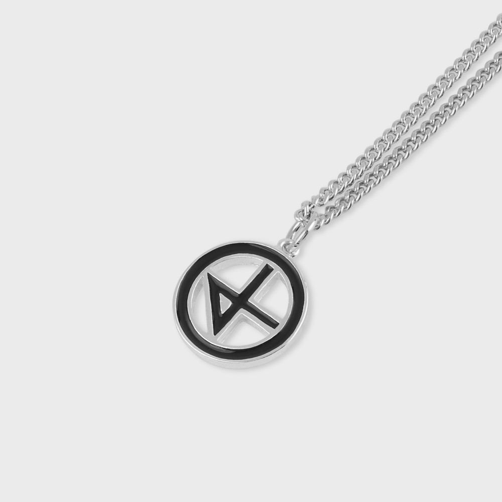 [NONENON] EPOXY COMPASS NECKLACE