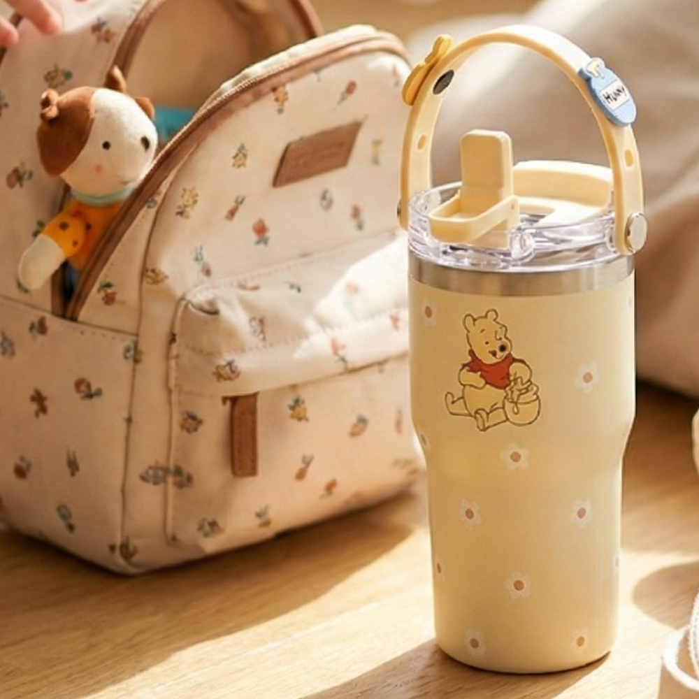DISNEY Winnie the Pooh Handle Tumbler 600ml พร้อมขวดน้ําหุ้มฉนวนสแตนเลส Jibbitz