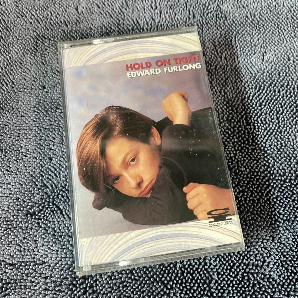 Edward Furlong – ถืออยู่แน่น | The Teen Icons ช่วงเวลาดนตรีที่ปฏิเสธไม่ได้