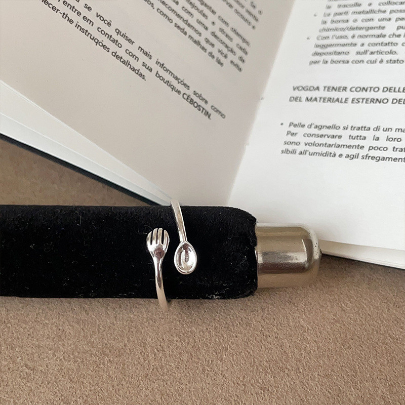 มีดช้อนส้อมแหวนหญิงแฟชั่น