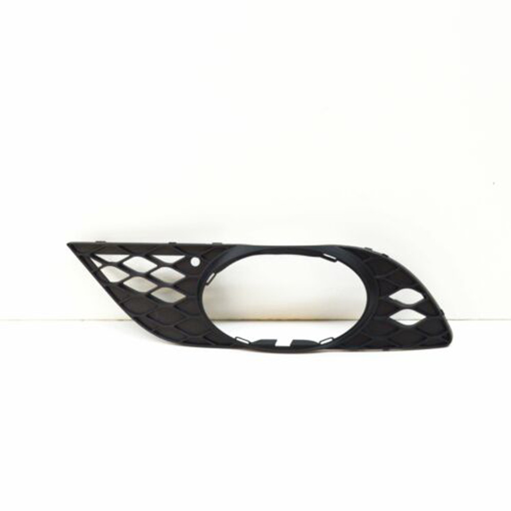 2118850422 ตะแกรงกันชนหน้าขวาสําหรับ Mercedes W211