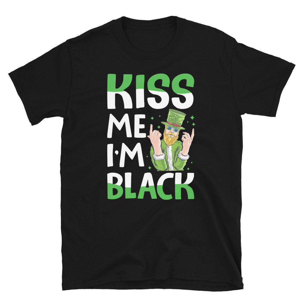 เสื้อยืด Kiss Me IM Black Ireland Irish Proud