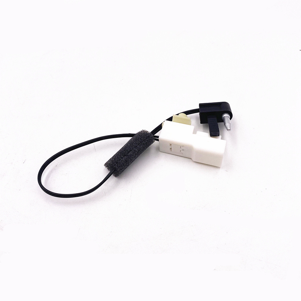 รถ A/C ระเหยอุณหภูมิเทอร์มิสเตอร์สวิทช์เซ็นเซอร์ 97143-D7000 สําหรับ KIA Sportage QL Sorento Hyundai