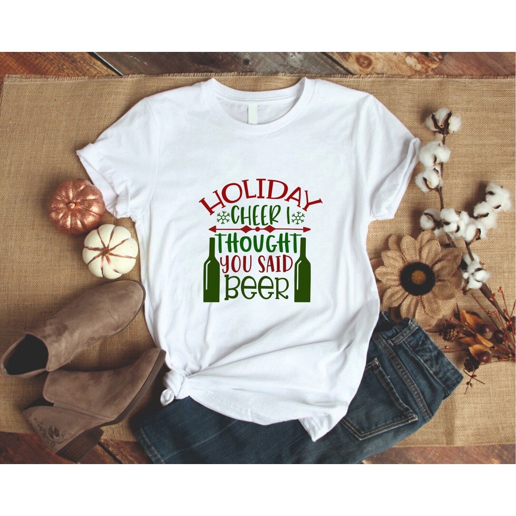 Holiday Cheer I Treath You Said Beer Christmas เสื้อยืด Unisex