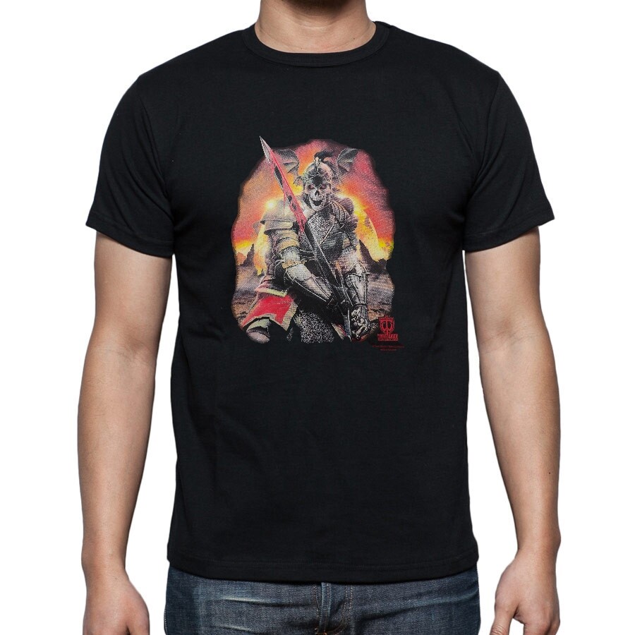 เสื้อยืดเสื้อยืด Undead Dragon Slayer