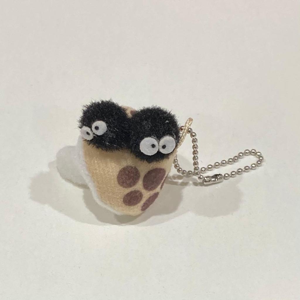 【Direct from Japan】Studio Ghibli เพื่อนบ้านของฉัน Totoro Makkuro Kurosuke สายคล้อง【Japan Exclusive】