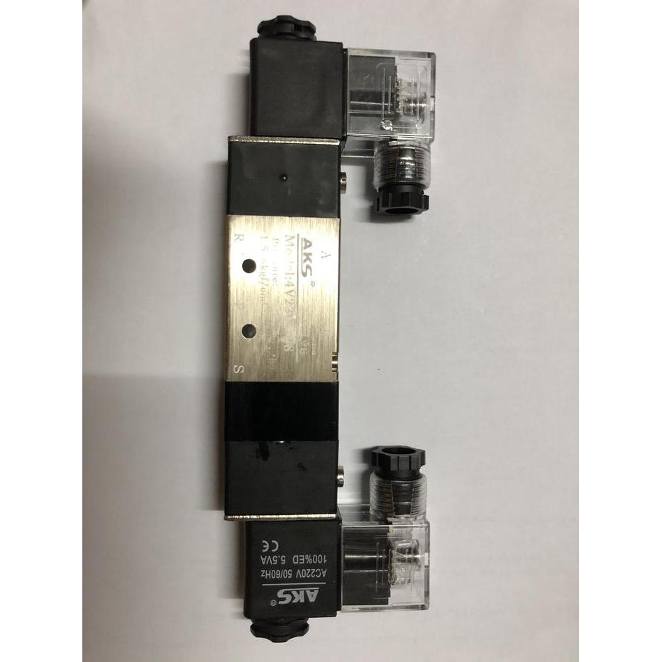 โซลินอยด์วาล์ว 4V230C-08 Ac 220V