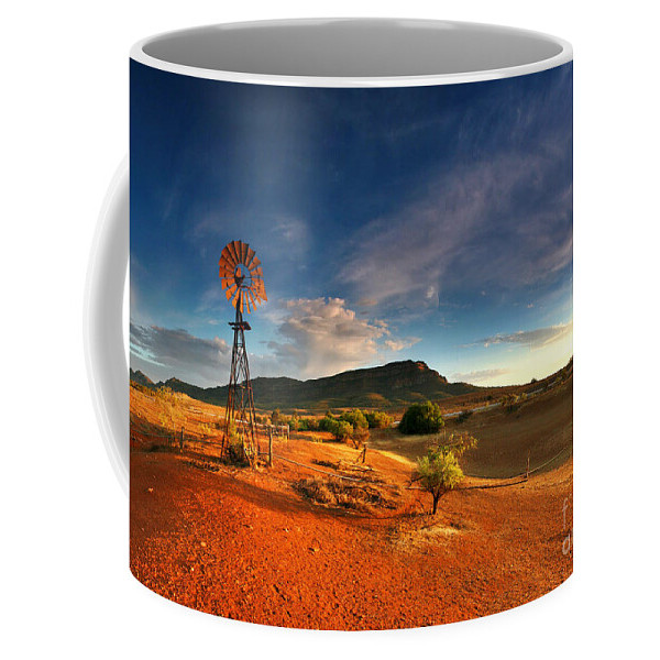 CAHAYA Wilpena Pound First Light on แก้วกาแฟ Wilpen Pound