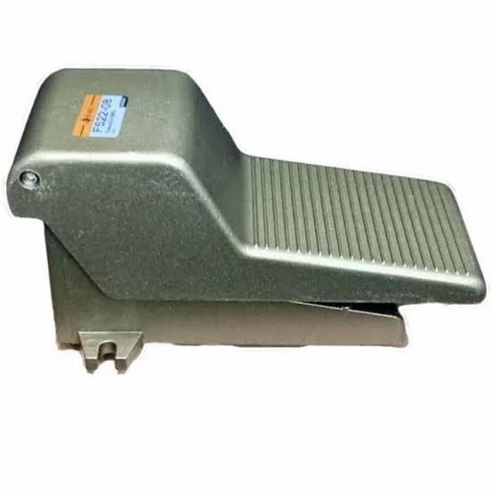 วาล์วเท้านิวเมติก Emc 4F210-08/ F522-08