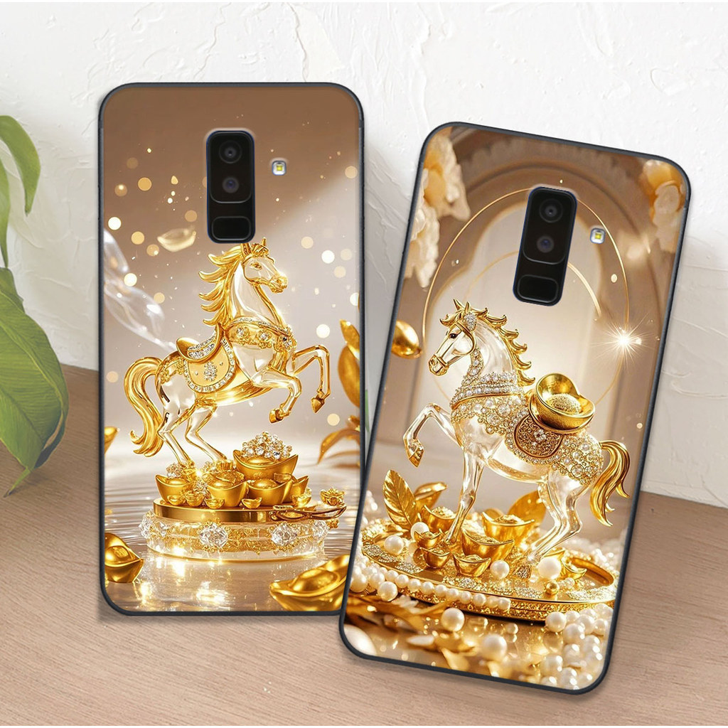 เคส Samsung J8 พิมพ์ลายม้าสีเหลือง เคส Clover