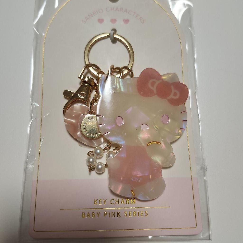 【Direct from Japan】ริโอ ♡เฮลโลคิตตี้ ♡พวงกุญแจสีชมพูอ่อน ♡ KT56879【Japan Exclusive】