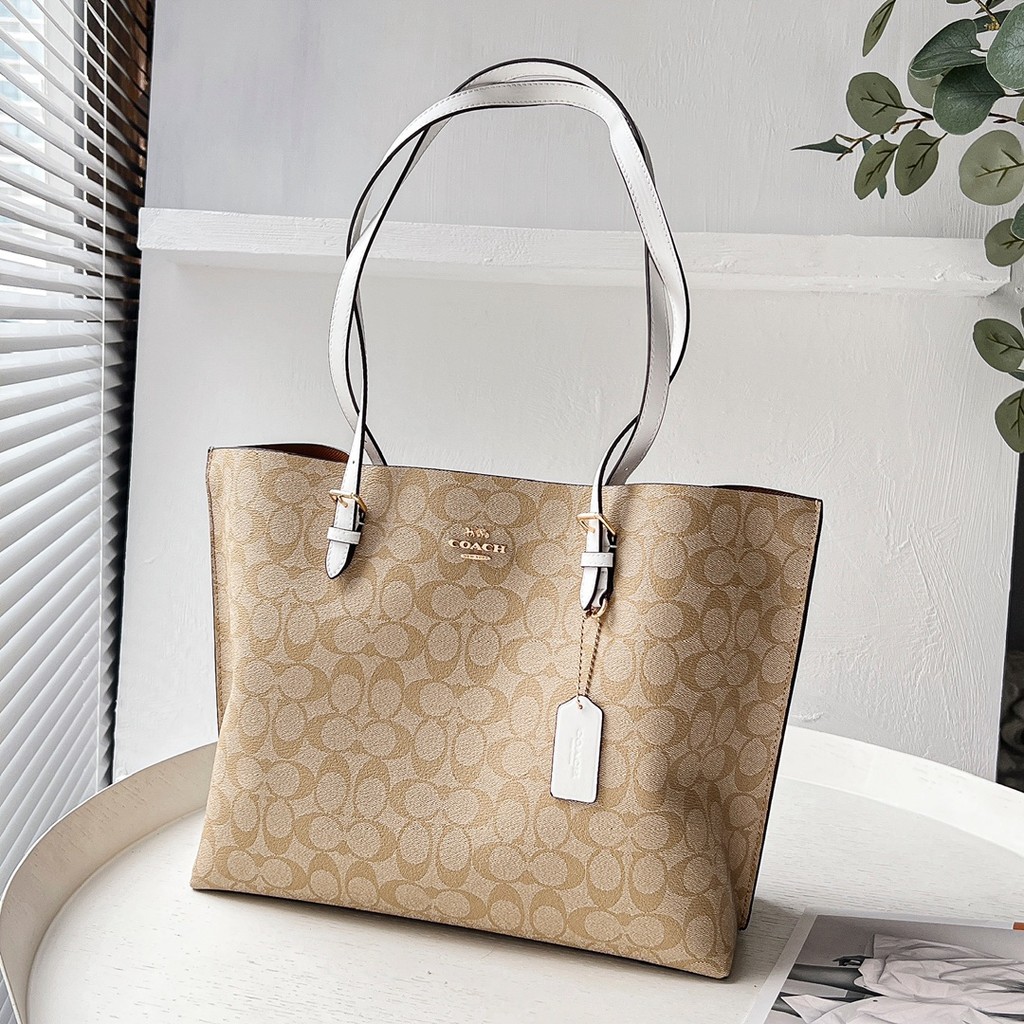 Thailand COACH Tote Bag Dating Gift Shoulder Bag ประณีต All-Match Messenger Bag หรูหรา Retro Underar