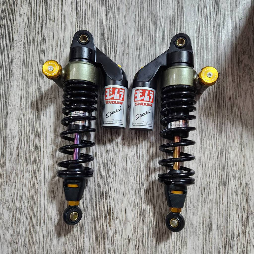 สีดำ CNC โชว่า โช้คหลัง โช้คแก๊สกึ่งน้ำมันกระปุกหลอกแกนไทเทแท้ WAVE110i / WAVE125 / WAVE100S / SUPERCUB ยาว 320 มิล