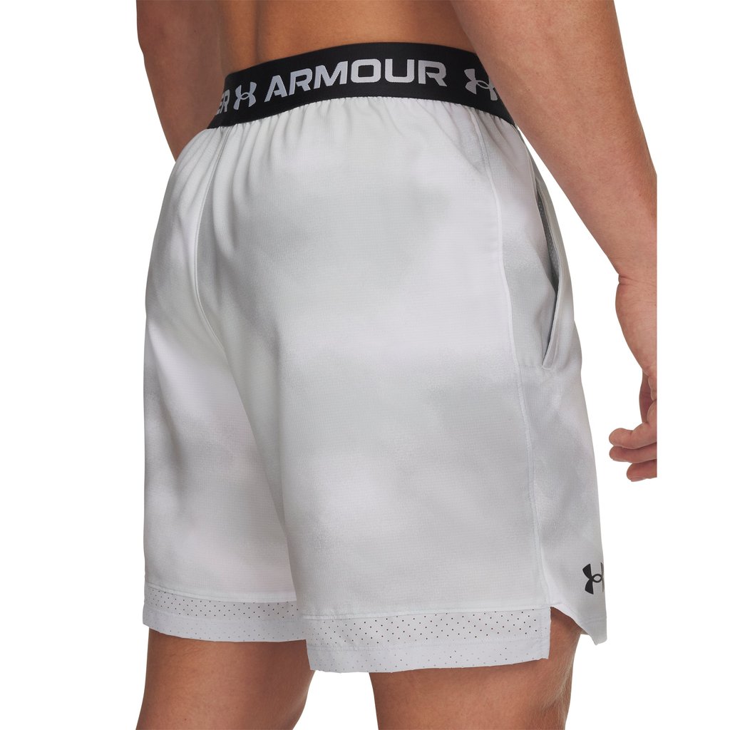 Under Armour กางเกงขาสั้น 6 นิ้วสำหรับผู้ชาย UA Vanish Woven Printed รูปที่ 5