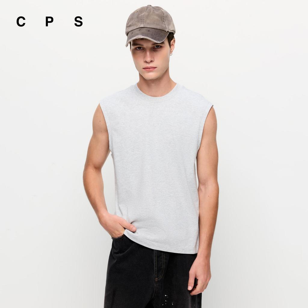 CPS เสื้อยืดคอกลมแขนกุดพิมพ์โลโก้ C P S ผู้ชาย CPS LOGO GRAPHIC TEE รุ่น C26SGMC024 (SS26#C1)
