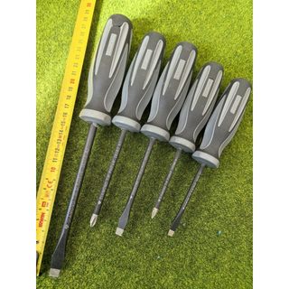 CRAFTSMAN เซ็ตไขควง 5 ชิ้น หัวเคลือบกากเพชรกันรูด จับกระชับ ขันน็อตแน่นหนา ไขควงช่างปากแบนปากแฉก ปลายแม่เหล็ก 🇺🇸