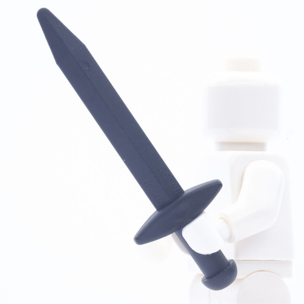 Ploybrick |ราคาต่อชิ้น| Black Greatsword | Instock Weapon