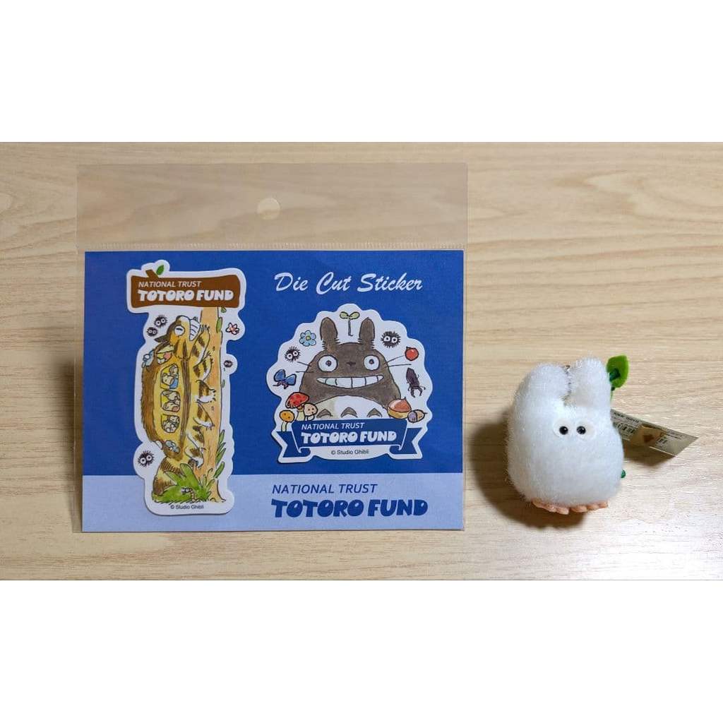 【Direct from Japan】[My Neighbor Totoro] ชุดพวงกุญแจและสติ๊กเกอร์ Totoro ขนาดเล็ก (Cat Bus & Large To