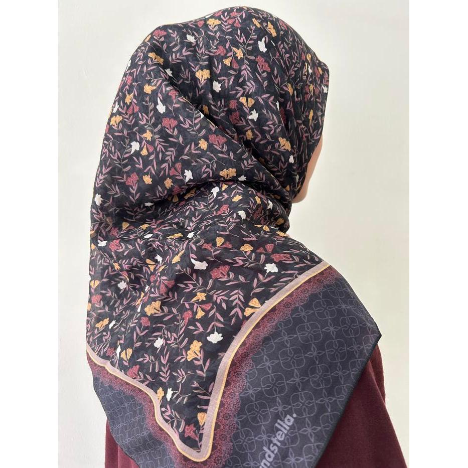 3P9U9- Luminous Beauty Veils - [Moonandstella] [รหัส D] Moonandstella Square Hijab/Square Hijab