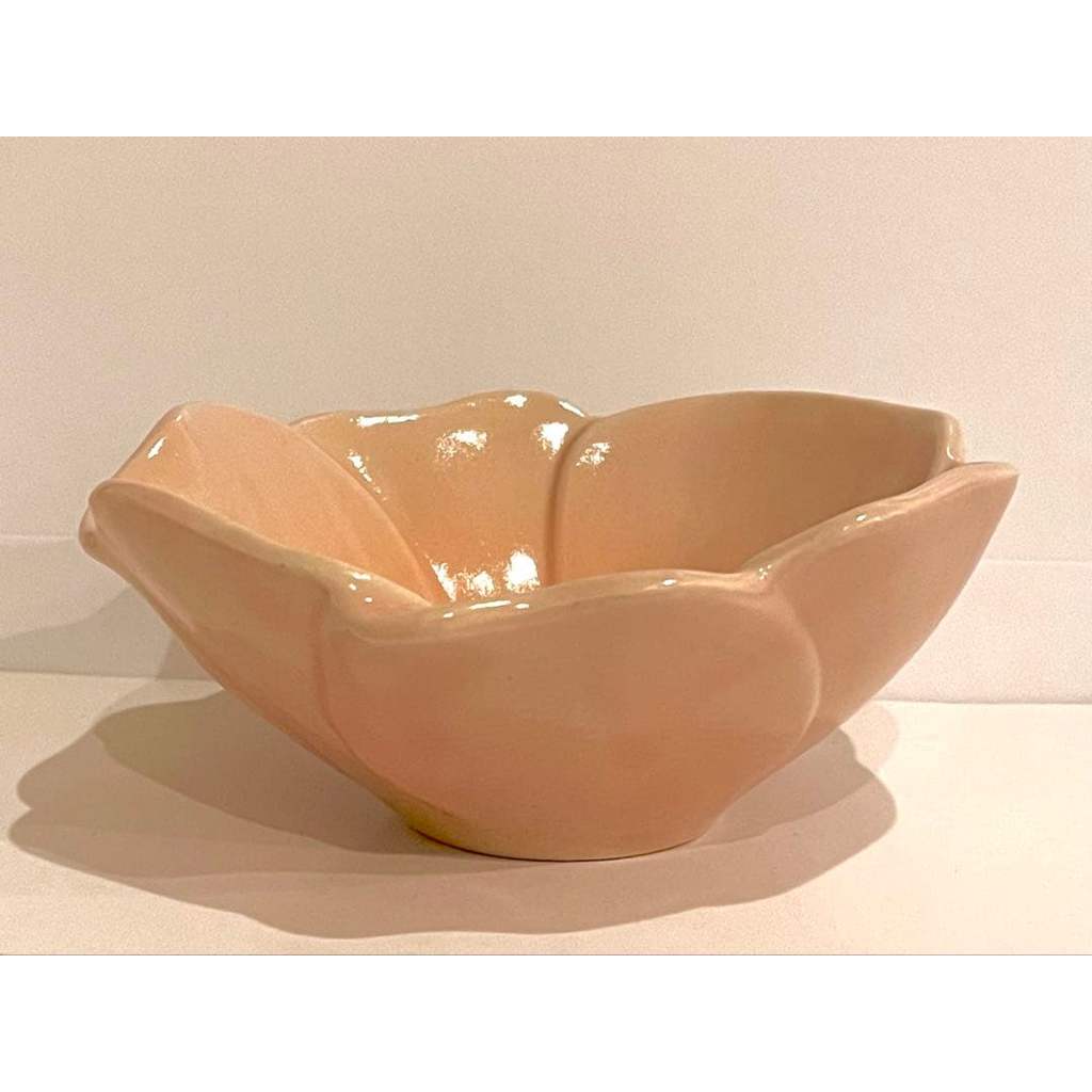 【Direct from Japan】Camellia (Sazanka) ชามเล็กสีชมพู ขนาด 4 นิ้ว (12 ซม.) เซรามิก รูปทรงดอกไม้ ผลิตใน