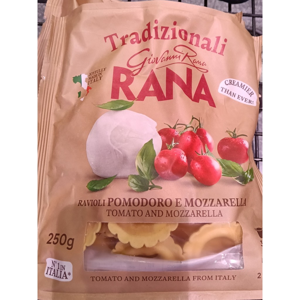 GIOVANNI RANA Fresh Pasta Ravioli / Ravioli Pomodoro & Mozzarella / Pomodoro e Mozzarella 250g