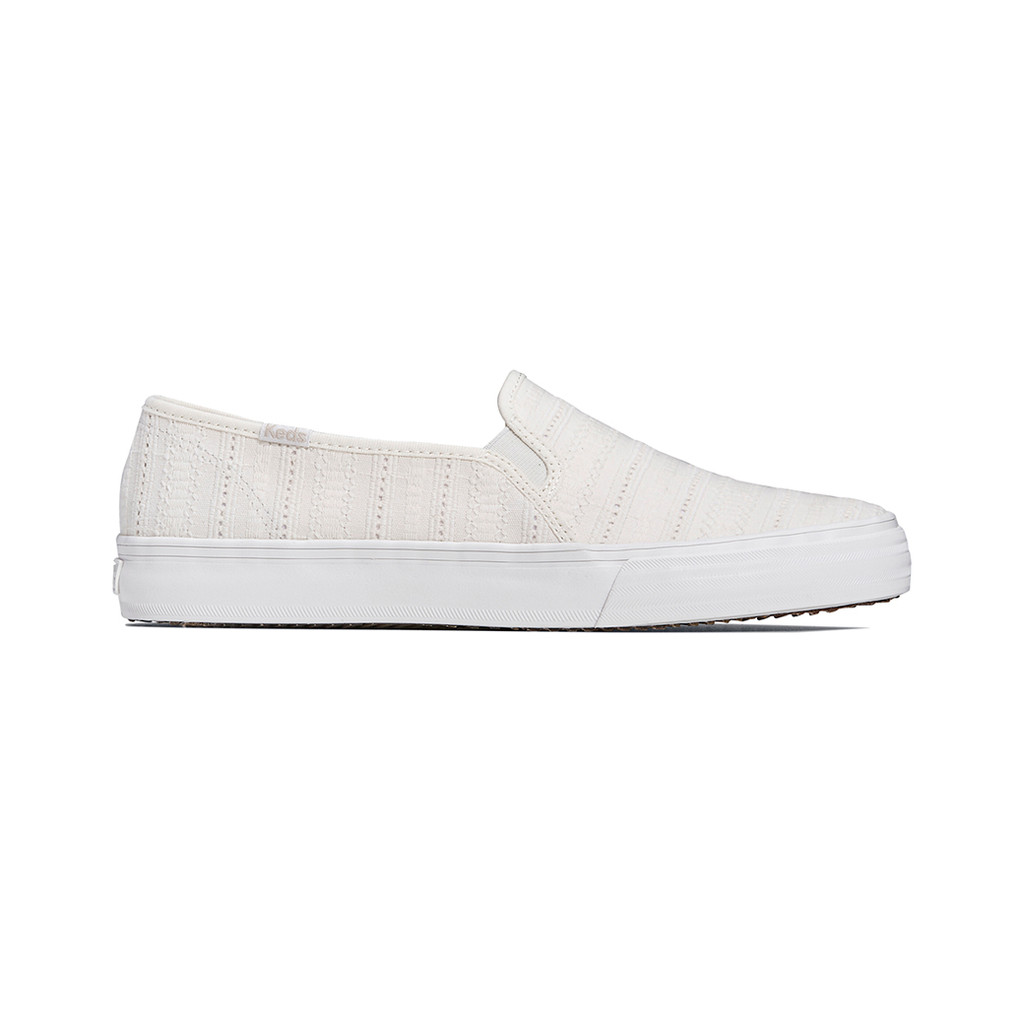 Keds รุ่น Double Decker Eyelet รองเท้าผ้าใบหนัง ผู้หญิง สี White - WF67749