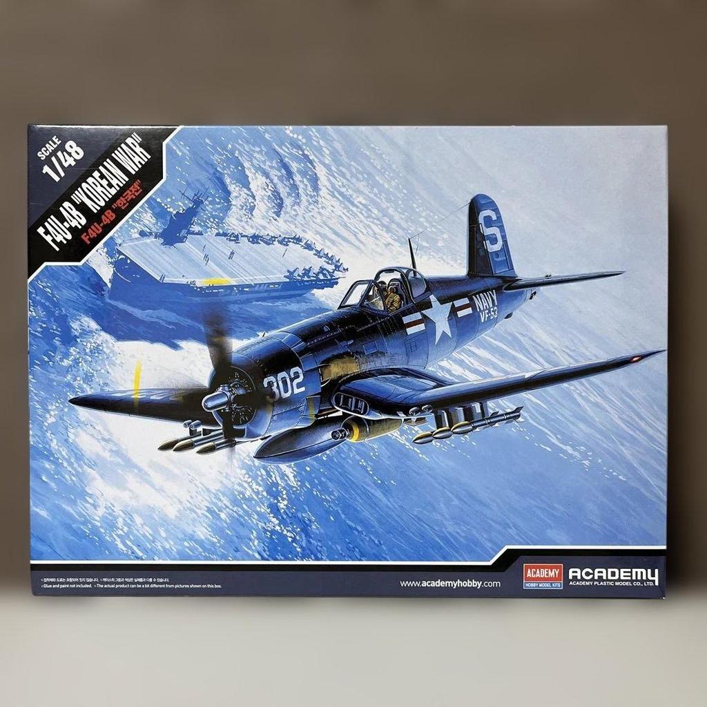 【Direct from Japan】Academy 1/48 F4U-4B Corsair สีหล่อ【Japan Exclusive】