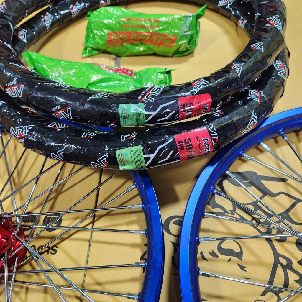 ชุดล้อ ล้อโล โลน้ำเงิน ดุมย่อสีแดง หน้า+หลัง + ยางนอก เบอร์ 200 + ยางใน เวฟ110i 2009-2020 , เวฟ125ปล