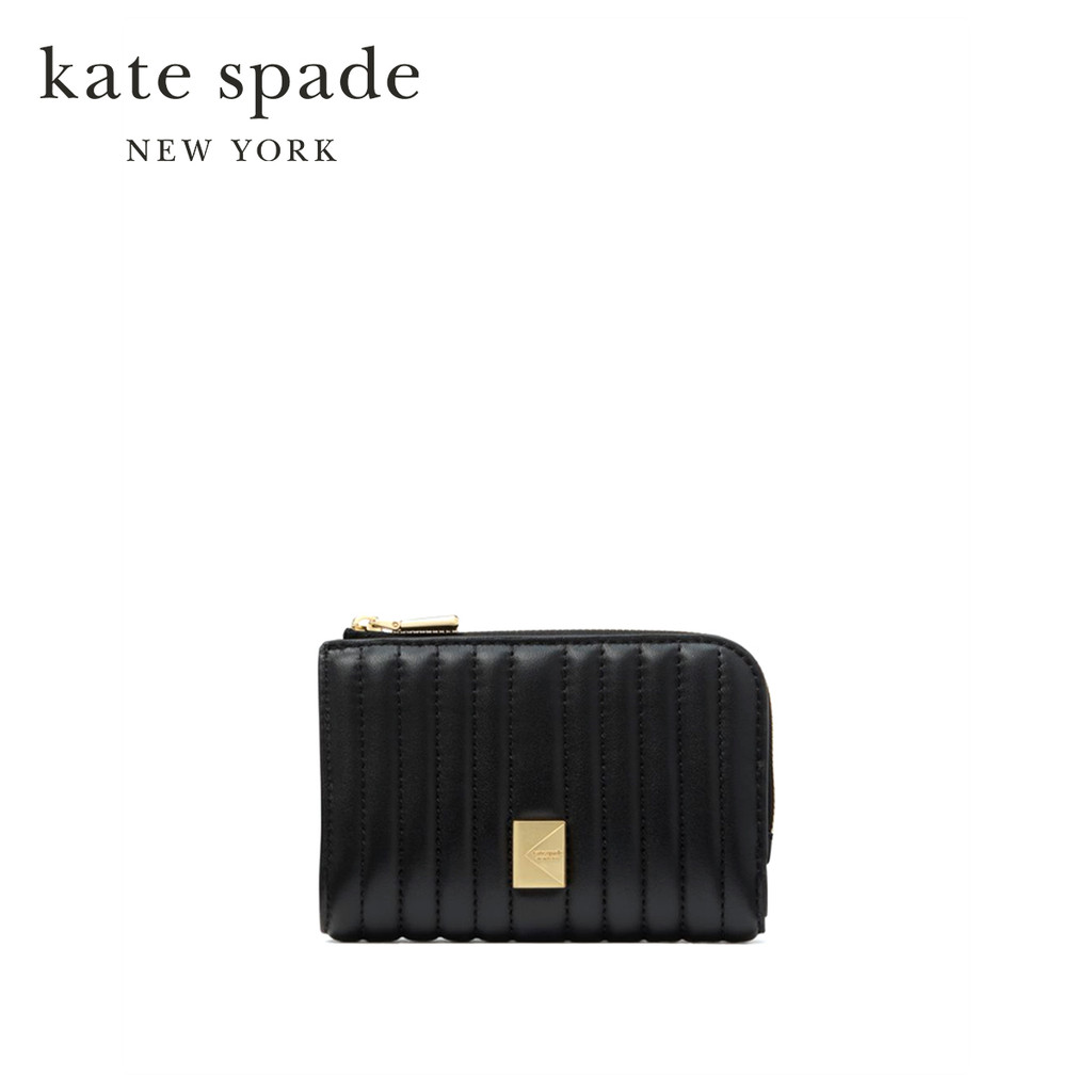 Kate Spade New York กระเป๋าสตางค์รุ่น Deco Quilted Compact Wallet KI762 001 สี Black