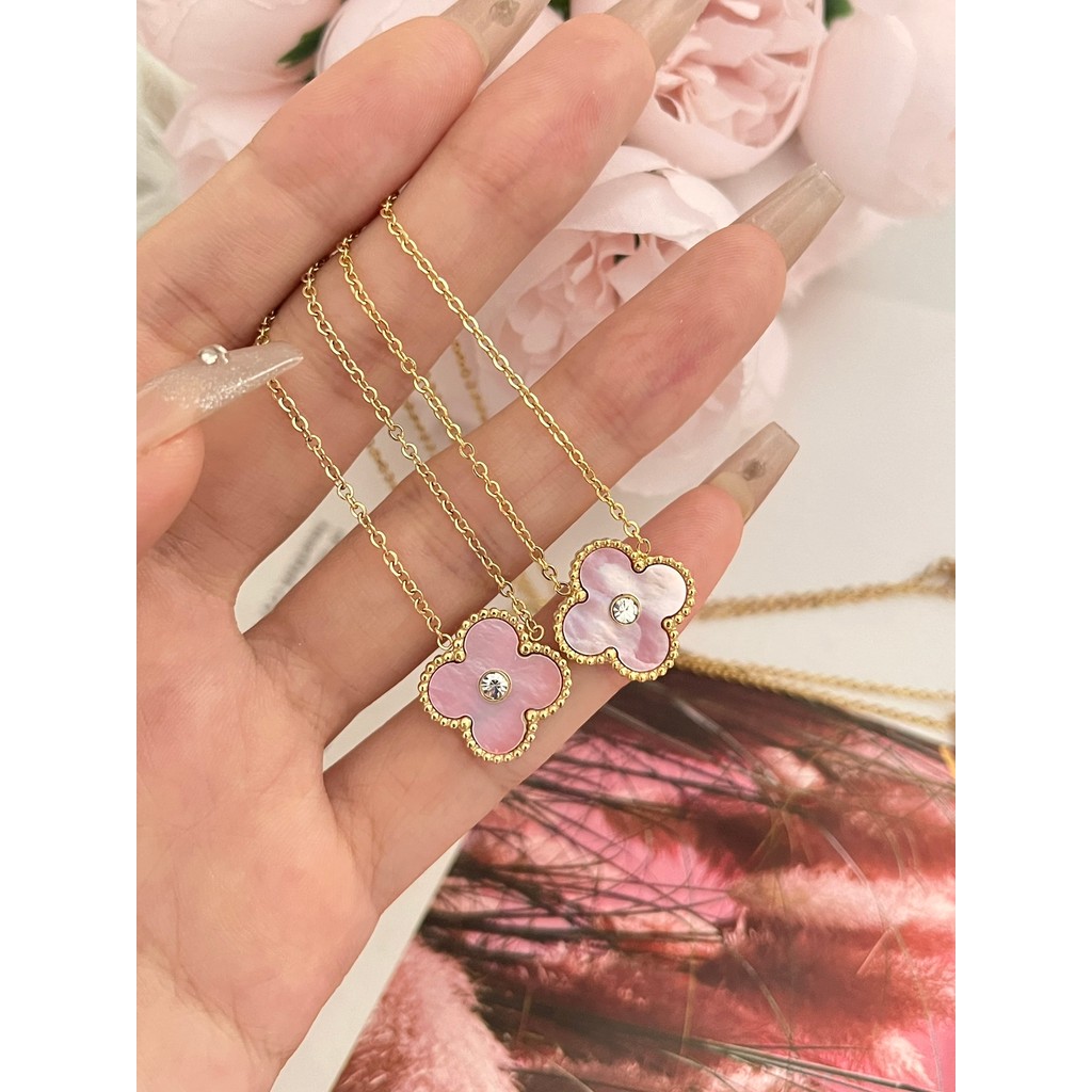 สร้อยคอลอยคอน Van Cleef & Arpels แบบชอกเกอร์ สแตนเลสกันน้ำ สำหรับผู้ชายและผู้หญิง