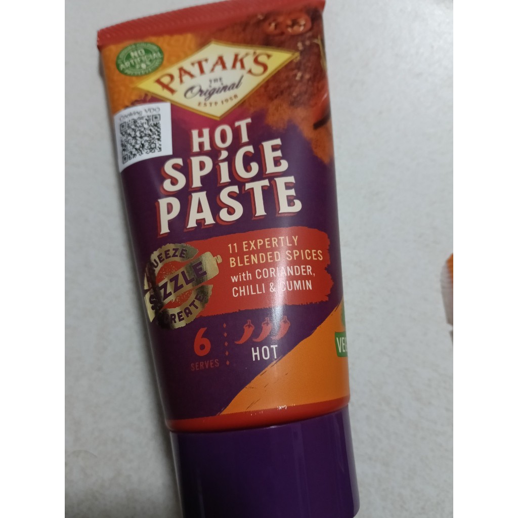 PATAKS Hot Indian Spice Paste * SQUEEZY TUBE * 135g UK INDIAN FOOD IMPORT