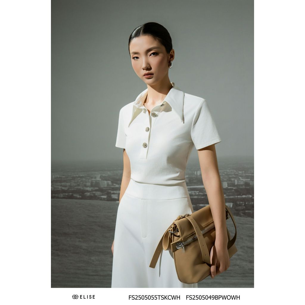 เสื้อโปโลสีขาว กระดุมเงิน ออกแบบโดย Elise FS2505055TSKCWH (O2O)