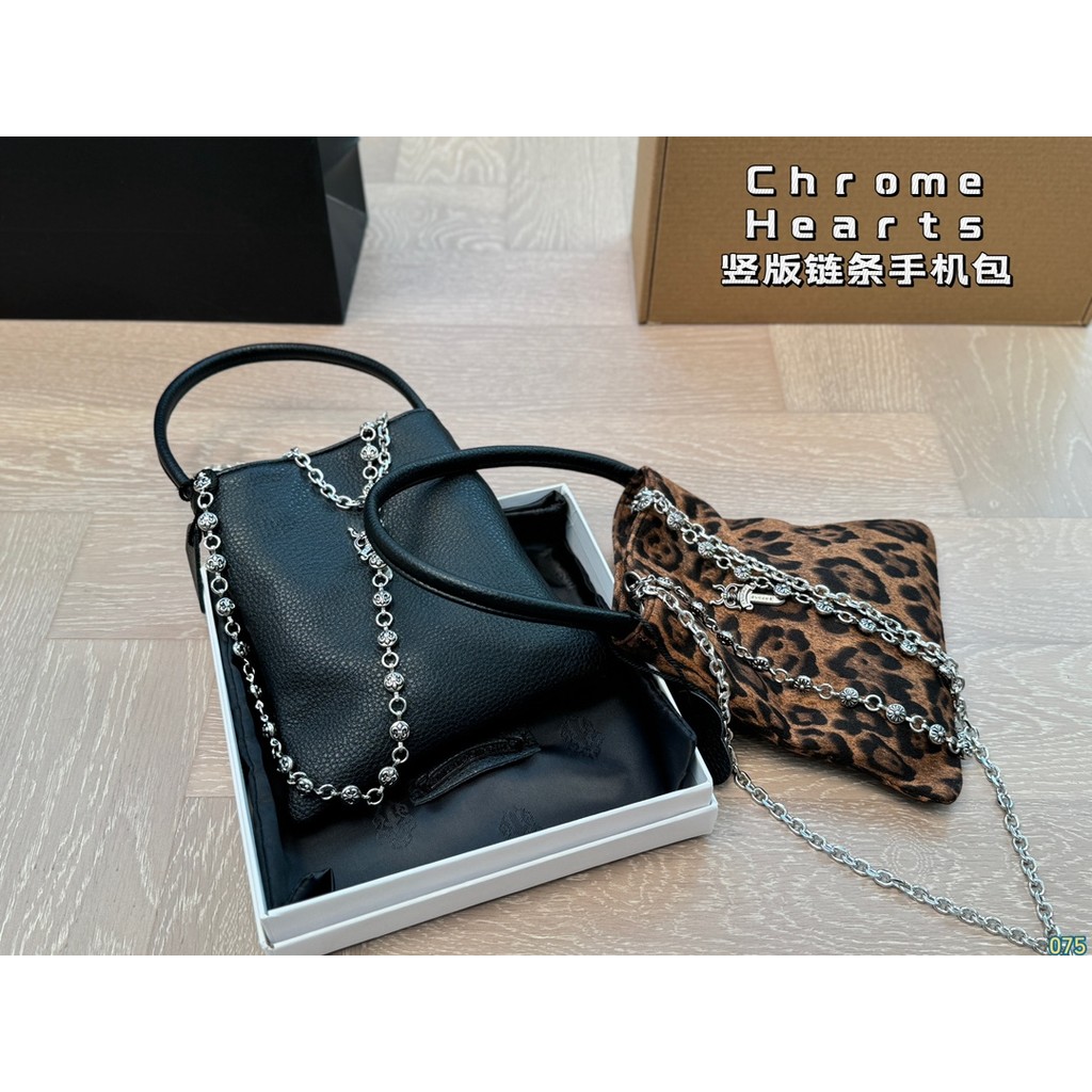 กระเป๋าโทรศัพท์มือถือ Chrome Hearts แบบแนวตั้ง ลายเสือดาว มีโซne