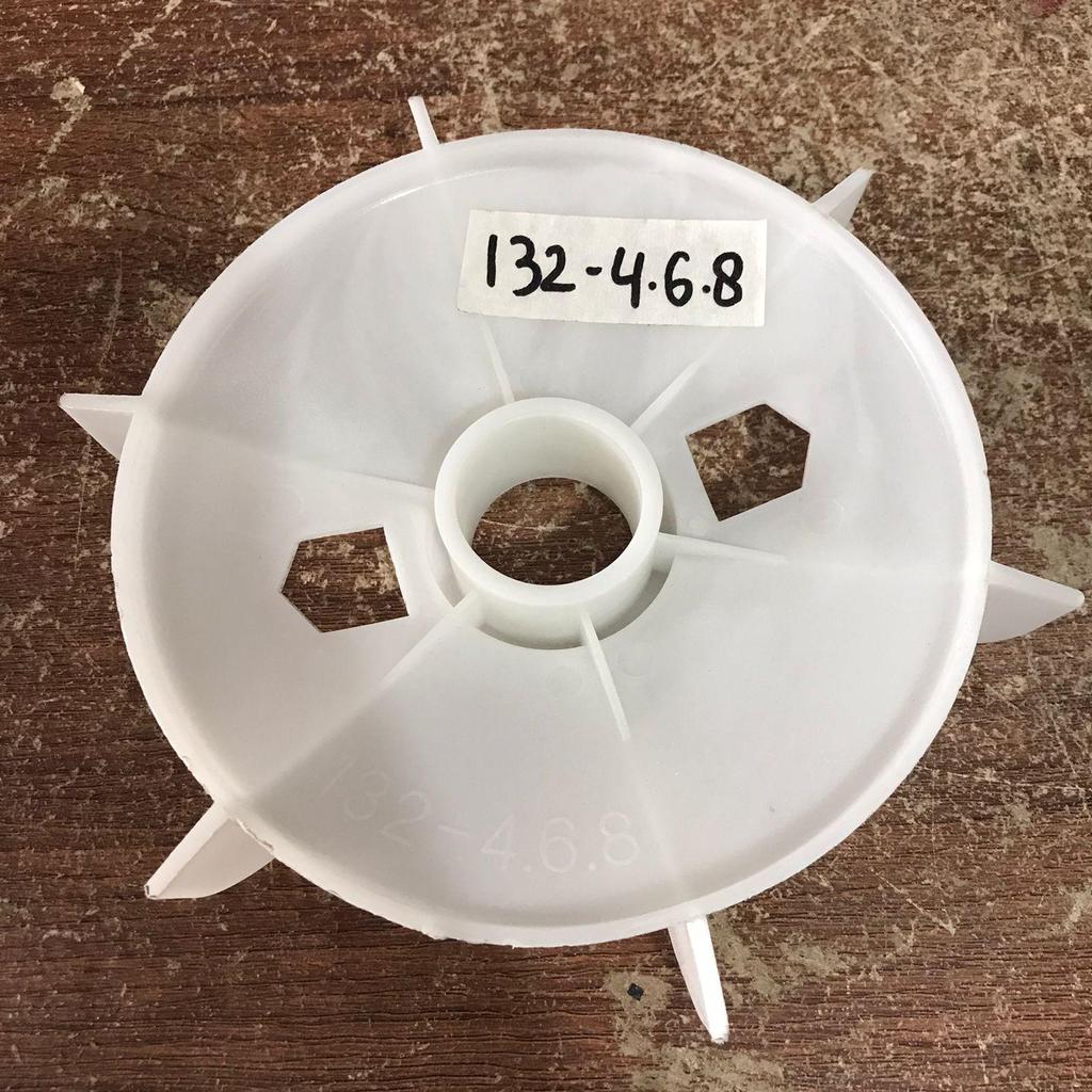 DYNAMO FAN Y-132-4.8P (OD: 213 ; ID: 37 ; 6 LEAVES)