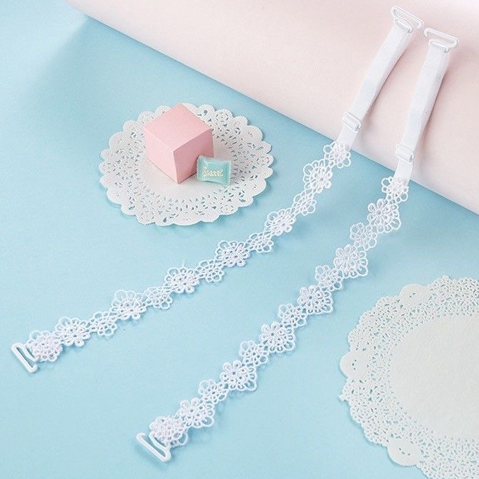 ชุดชั้นในลูกไม้สีขาวลายกลวงแฟชั่นที่สวยงามฤดูร้อน