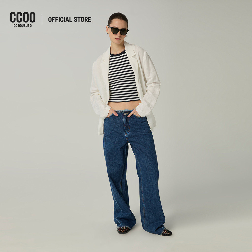 CC DOUBLE O FRAYED WAIST BARREL JEANS ผู้หญิง กางเกงยีนส์ทรงขาโค้งแต่งขอบเอวรุ่ย รุ่น O26SGWA207 (SS26 #A1)