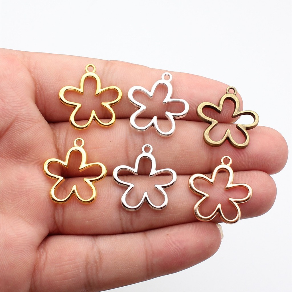 WYSIWYG 10 ชิ้น 22x23 มิลลิเมตร 6 สีอินเทรนด์จี้ Openwork ดอกไม้ Charms จี้สําหรับ DIY เครื่องประดับทํา