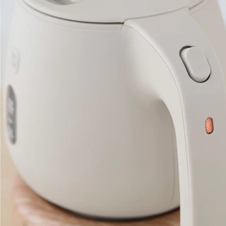ZOJIRUSHI กาต้มน้ำไฟฟ้า (1300 วัตต์, 0.8 ลิตร) รุ่น CK-SAQ08T