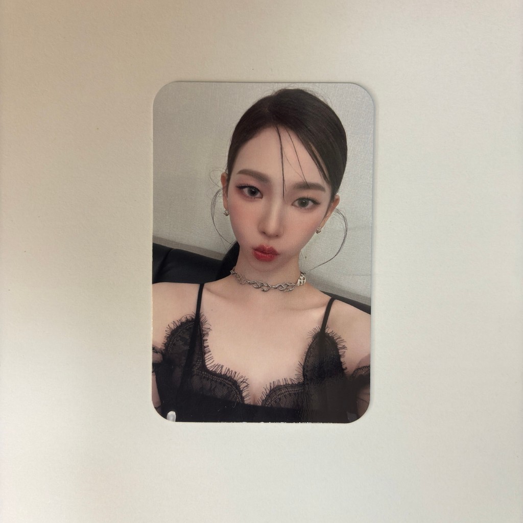 Aespa SM Global Shop SGS Fanlight โฟโต้การ์ดอย่างเป็นทางการพิเศษ Karina