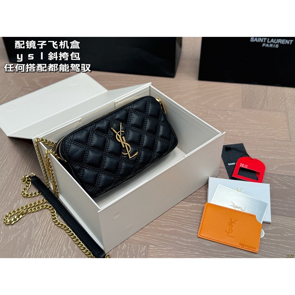 กระเป๋าเมสเซนเจอร์สไตล์แฟชั่น สำหรับออกจากบ้านหรือ.street outfit