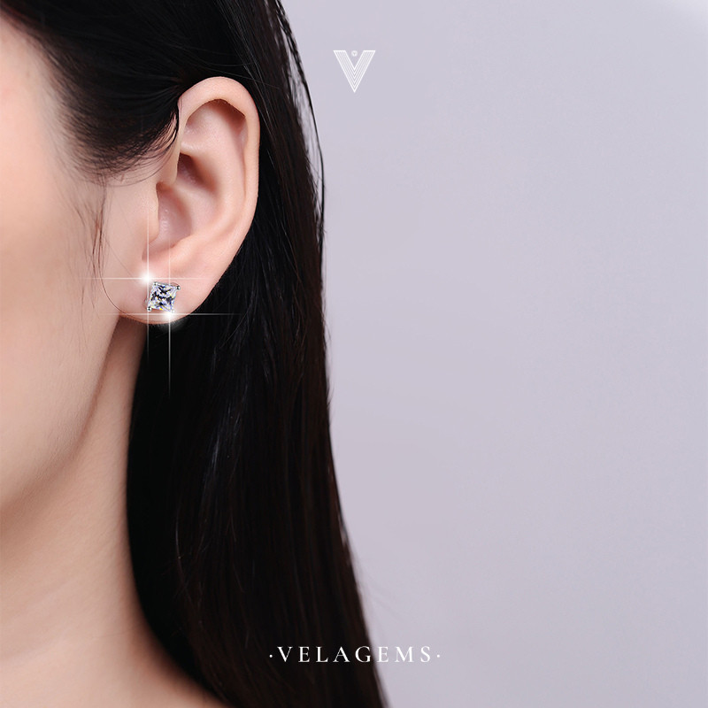 VELAGEMS حلق مويسانيت مربّع فضة 92.5 (1 / 2 قيراط) — صورة 2