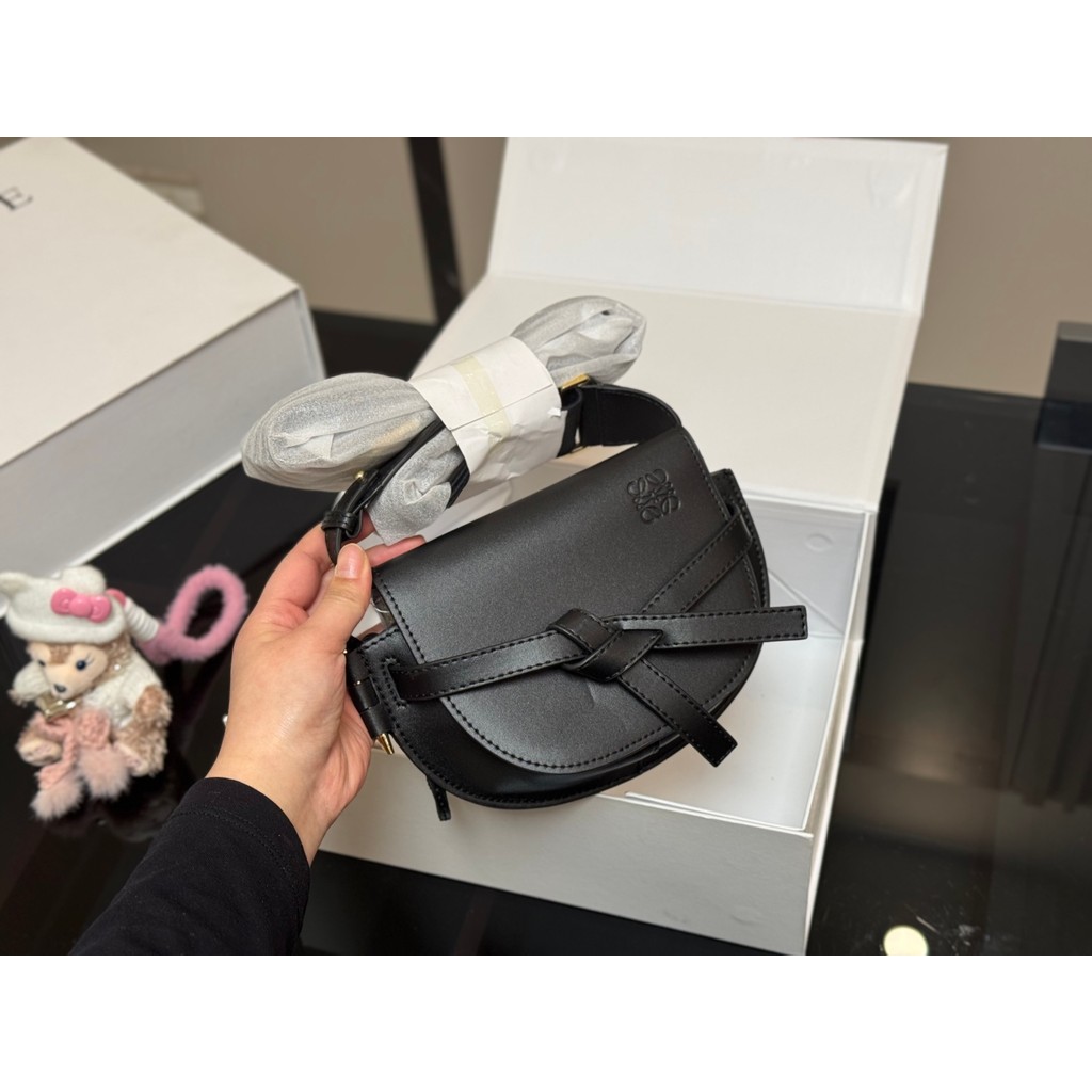 Sadddle Bag Messenger Bag หนังวัว