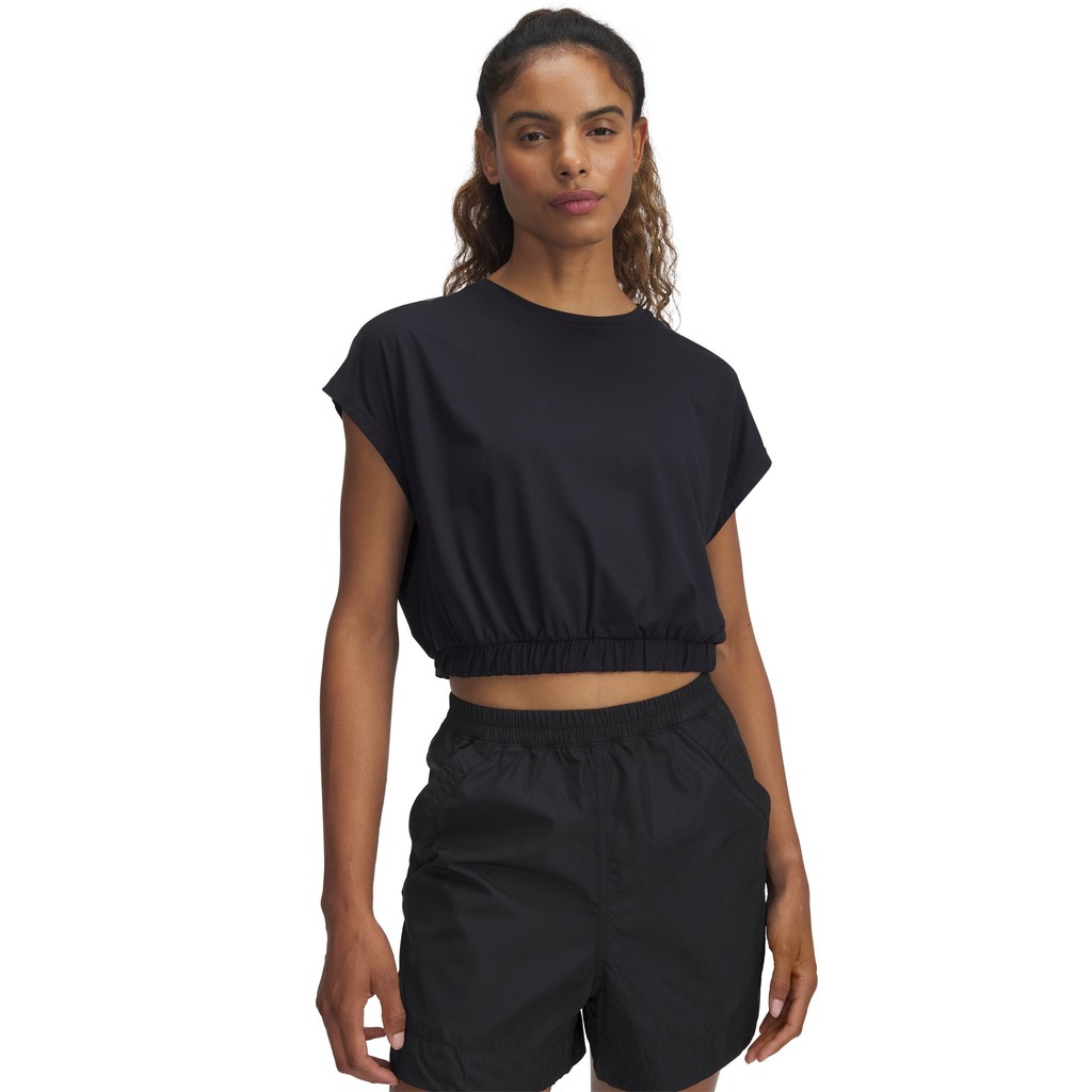 Under Armour เสื้อแขนสั้นสำหรับผู้หญิง UA Motion Bubble Hem — صورة 2