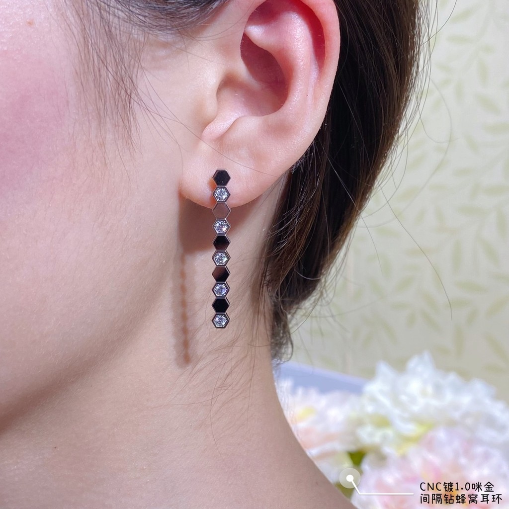 แกะสลัก Mijin Plated Shangmei Spacer เพชรต่างหูรังผึ้ง