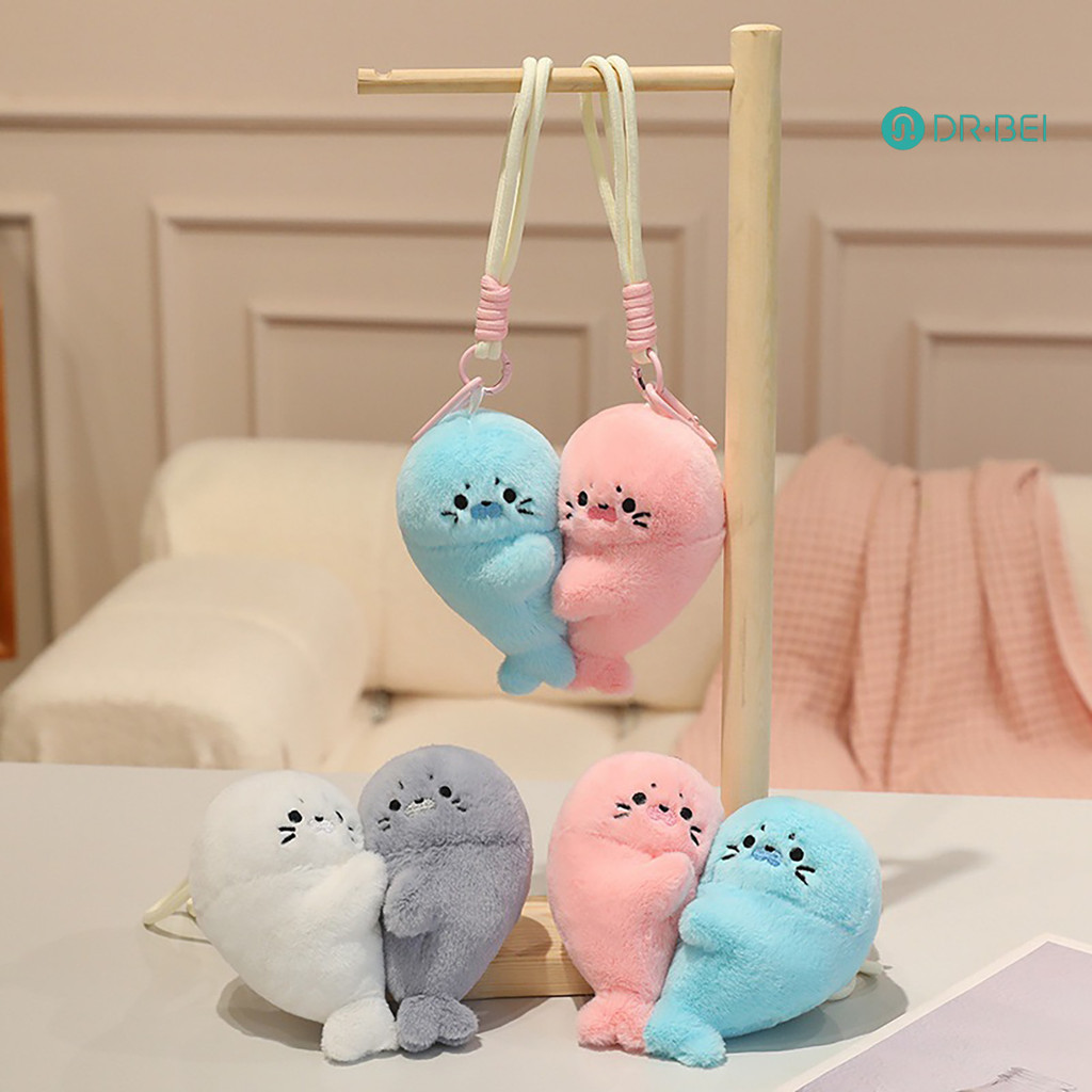 DR.BEI ic Seal พวงกุญแจตุ๊กตาน่ารักตุ๊กตาสัตว์พวงกุญแจ Soft Seal Plushie สําหรับกระเป๋าตู้เย็นของขวั