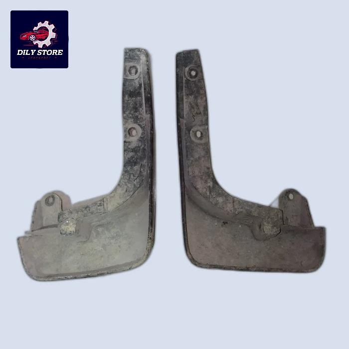 พรมโคลนบังโคลนหลังสําหรับ Avanza xenia 2005-2010