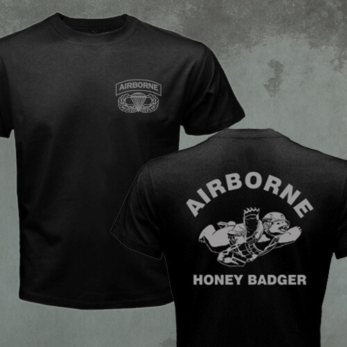 2025 Honey Badger Airborne Paratrooper Army เสื้อยืดกองกําลังพิเศษ